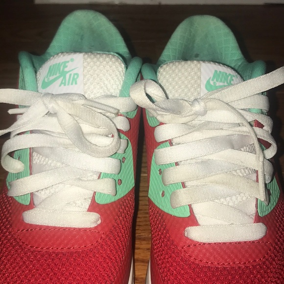 Green, red, and white Nike Air Max - Picture 6 of 7